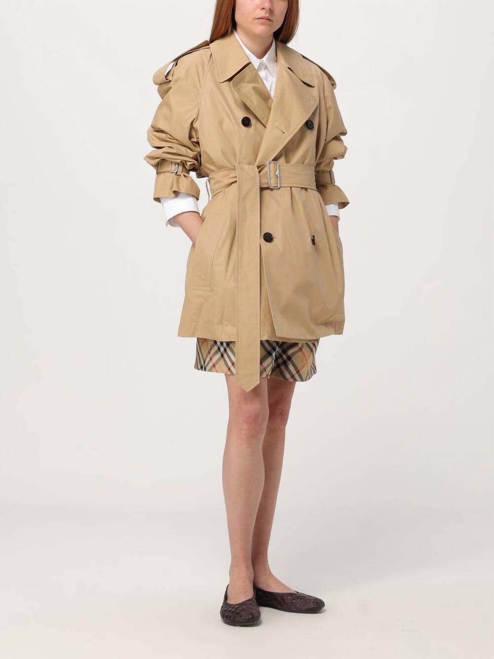 NEW BURBERRY short belted trench coat in flax - Picture 5 of 8